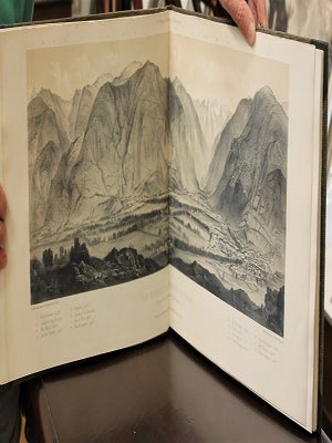 Les Pyrenees monumentales et pittoresques