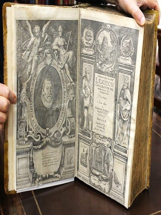 (Johannis Buxtorfii P.) Lexicon Chaldaicum, Talmudicum et Rabbinicum, in quo omnes voces Chaldaicæ, Talmudicæ et Rabbinicæ., fideliter explicantur. Opus XXX. annorum nunc demum, post patris obitum ex ipsius autographo fideliter descriptum., à J. Buxtorfio Filio.
