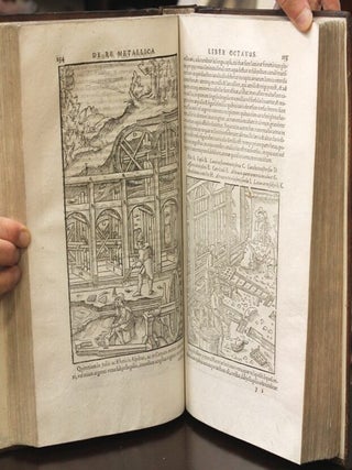 De Re Metallica libri XII. Quibus Officia, Instrumenta, Machinae, Ac Omnia Denique Ad Metallicam Spectantia, Non Modo…