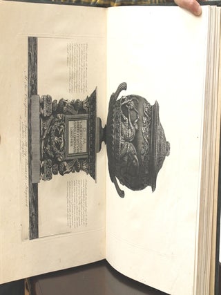 Vasi, Candelabri, Cippi, Sarcofagi, Tripodi, Lucerne, Ed Ornamenti ...