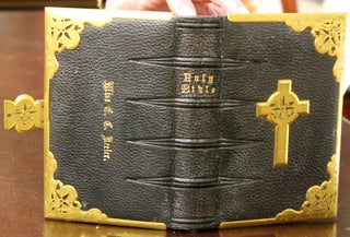 Item #B6415 The Holy Bible, Containing The Old and New Testament. The Holy Bible