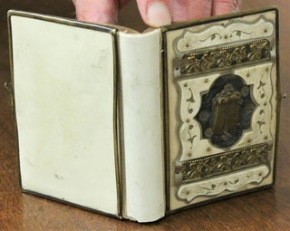 Item #B6890 Jewish Prayer Book, or Siddur: “Perl Sidur”. Judaism
